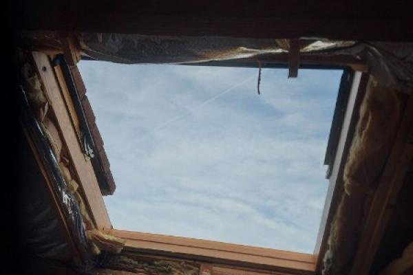 FENETRE DE TOIT, DEPOSE ET POSE DE VELUX  